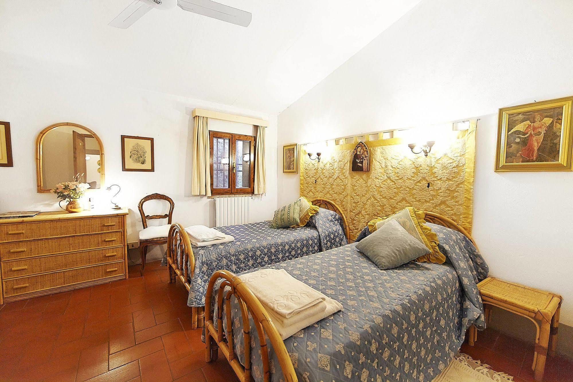 Fattoria Poggio Al Sorbo Guest House Кастелина ин Кианти Екстериор снимка